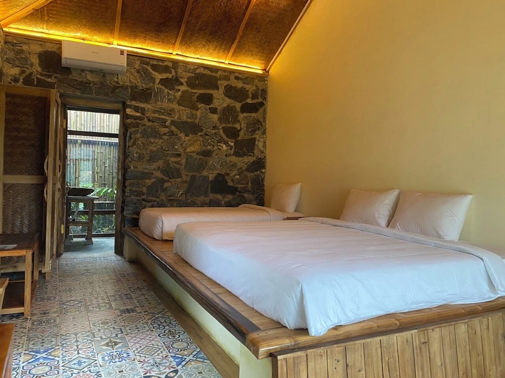 Deluxe Double or Twin Room, Hill View photo 1