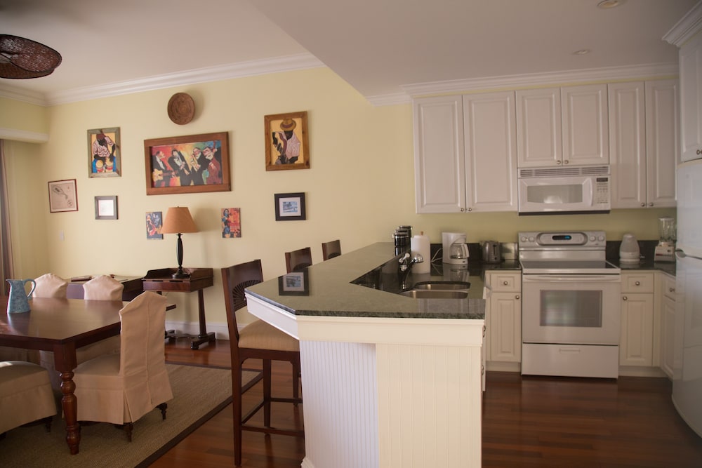 2 Bedroom Suite