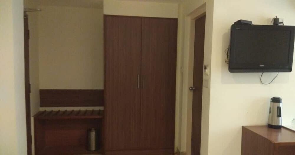 Standard Double Room photo 3
