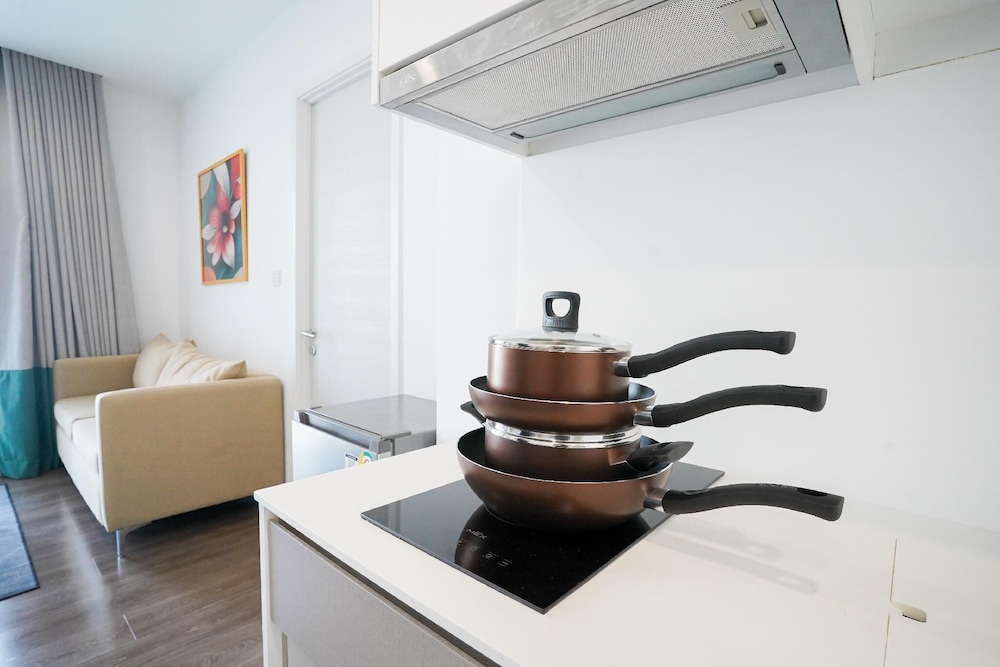 1 Bedroom King photo 2