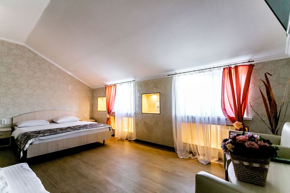 Superior Room, 1 King Bed