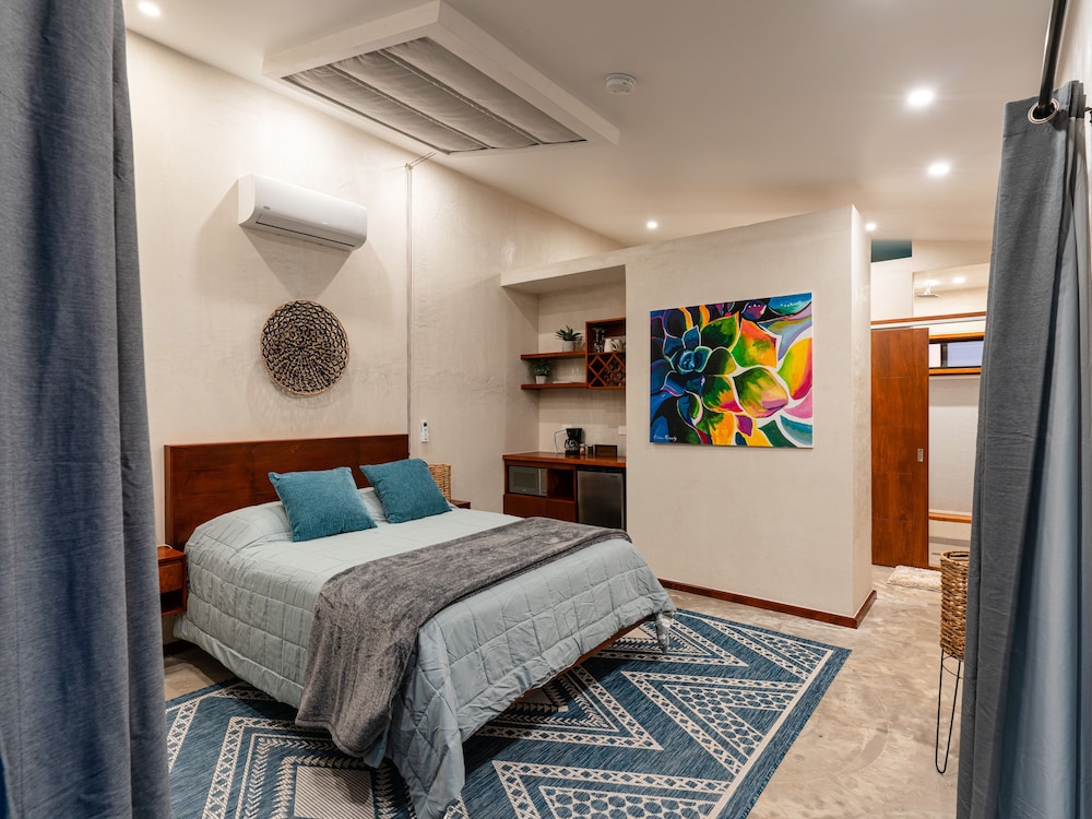 Sarab Single Suite 2
