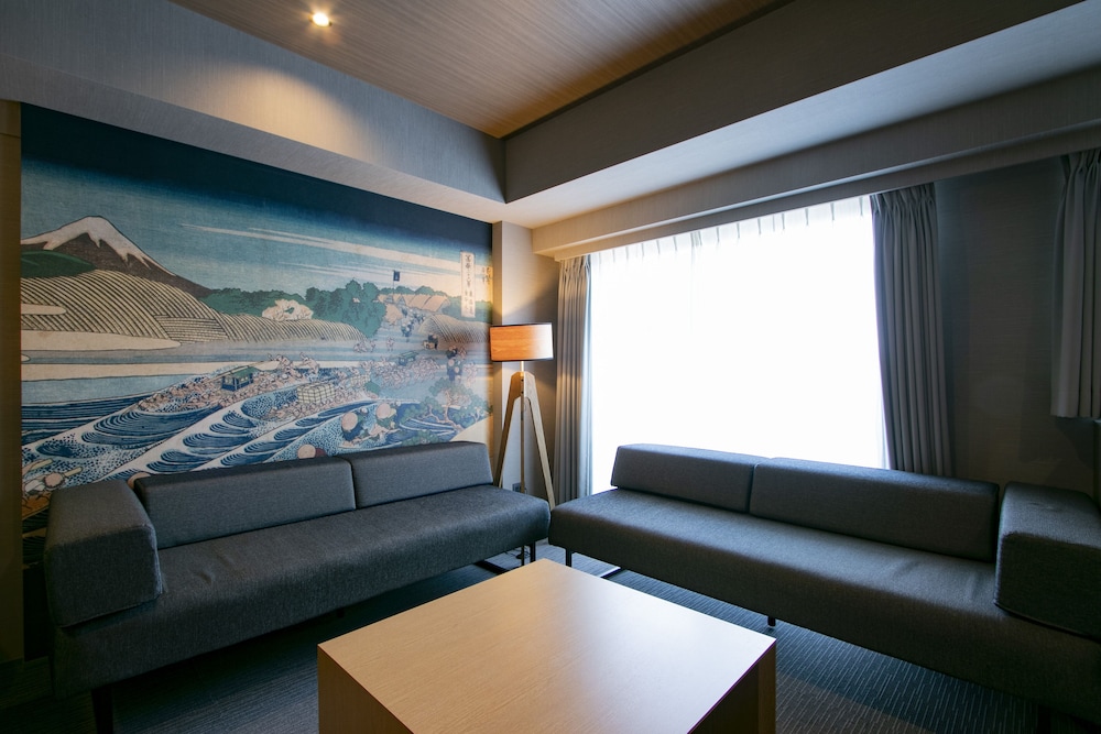 Superior Room thumbnail 6