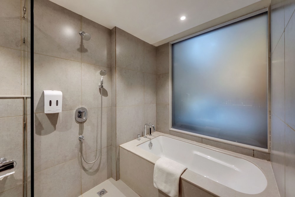 Deluxe Double or Twin Room - Photo 4