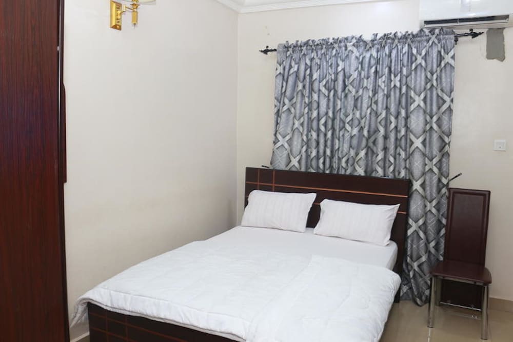 Royal Room, Non Smoking (Royal Single 1)