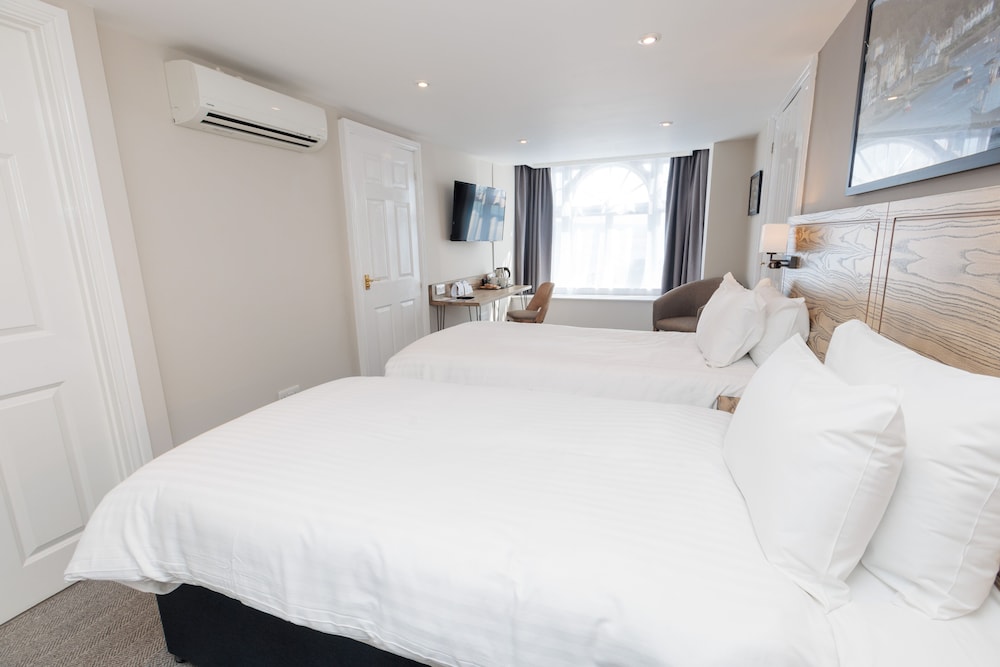 Family Room (Sea View)