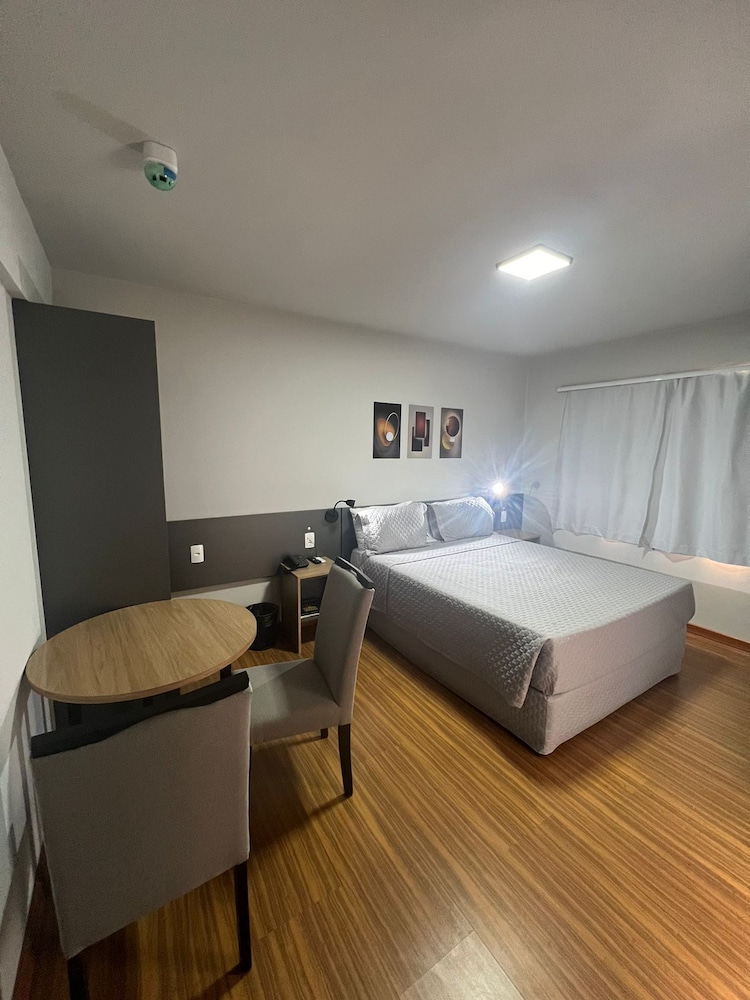 Deluxe Double Room Single Use