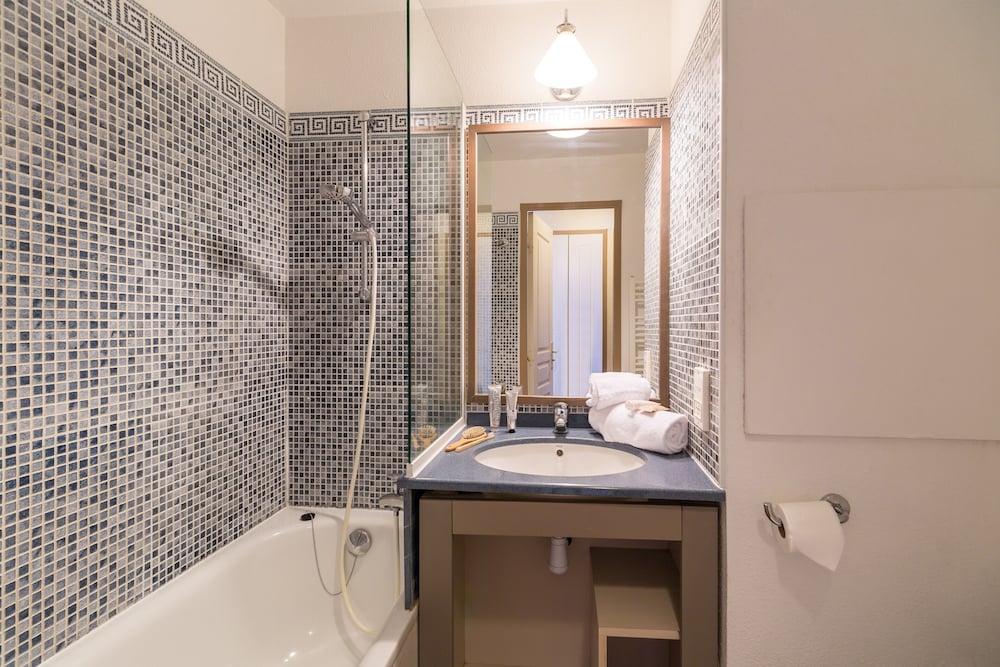 Apartment 4 people - 1 bedroom - Sea view - Air-conditioned - Terrace or balcony - Photo 2