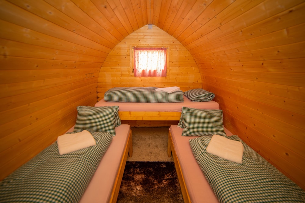 Inn-side adventure cabins photo 2