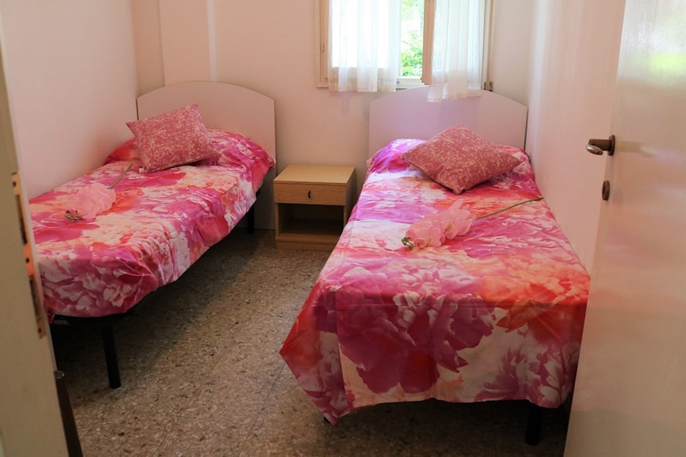 Apartment, 2 Bedrooms, Garden View
