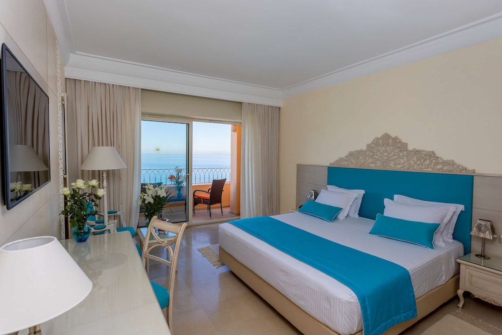Deluxe Room, 1 King Bed - Photo 1