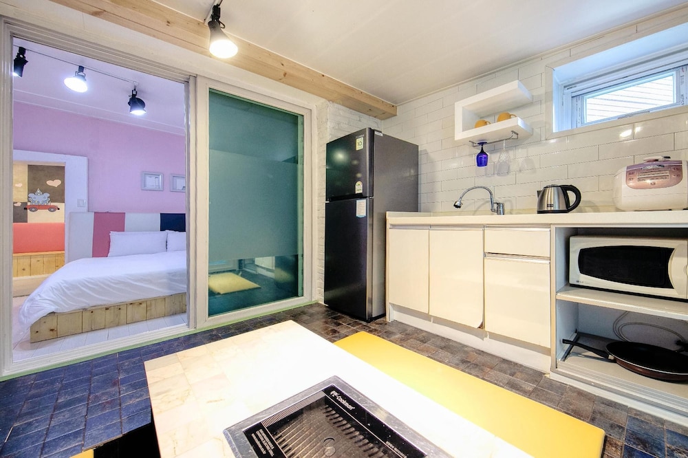 Basic Room, 1 Bedroom (Goldwing(Kid/Pool/Spa)) - Photo 9