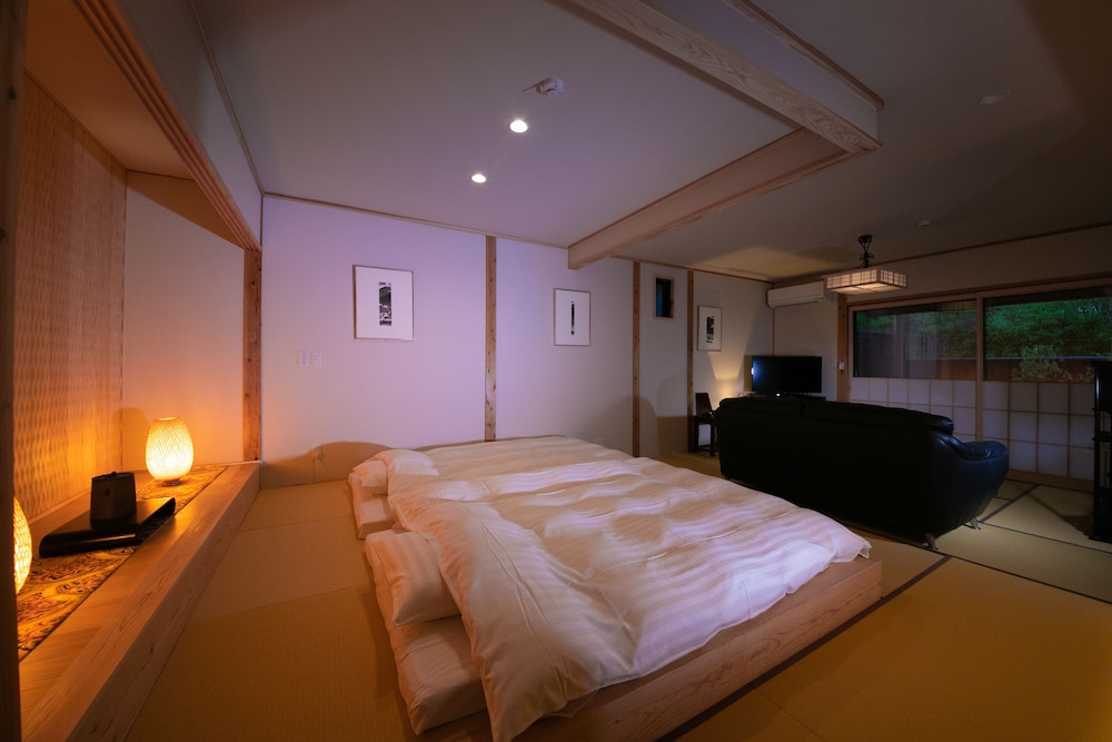 Japanese Style Room, Private External Bathroom photo 1