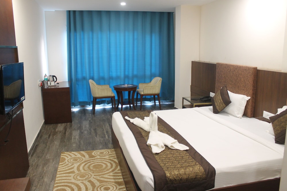 Classic Double Room, 1 King Bed photo 1