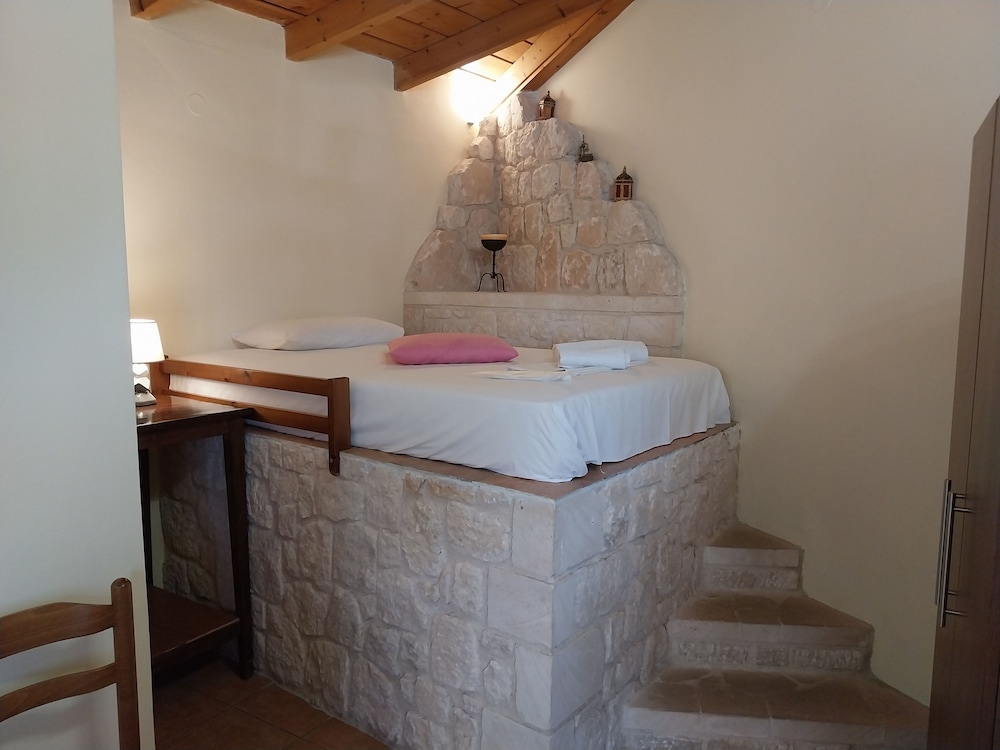 Traditional Double or Twin Room, 1 Bedroom photo 3