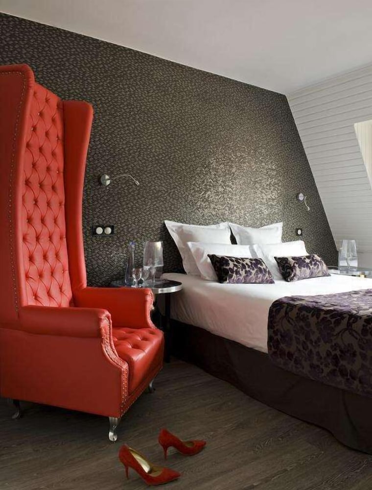 Standard Double Room - Photo 6
