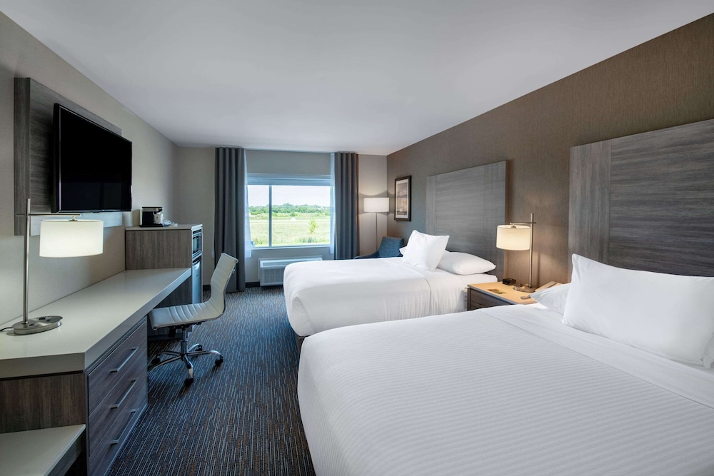 Deluxe Room, 2 Queen Beds, Non Smoking
