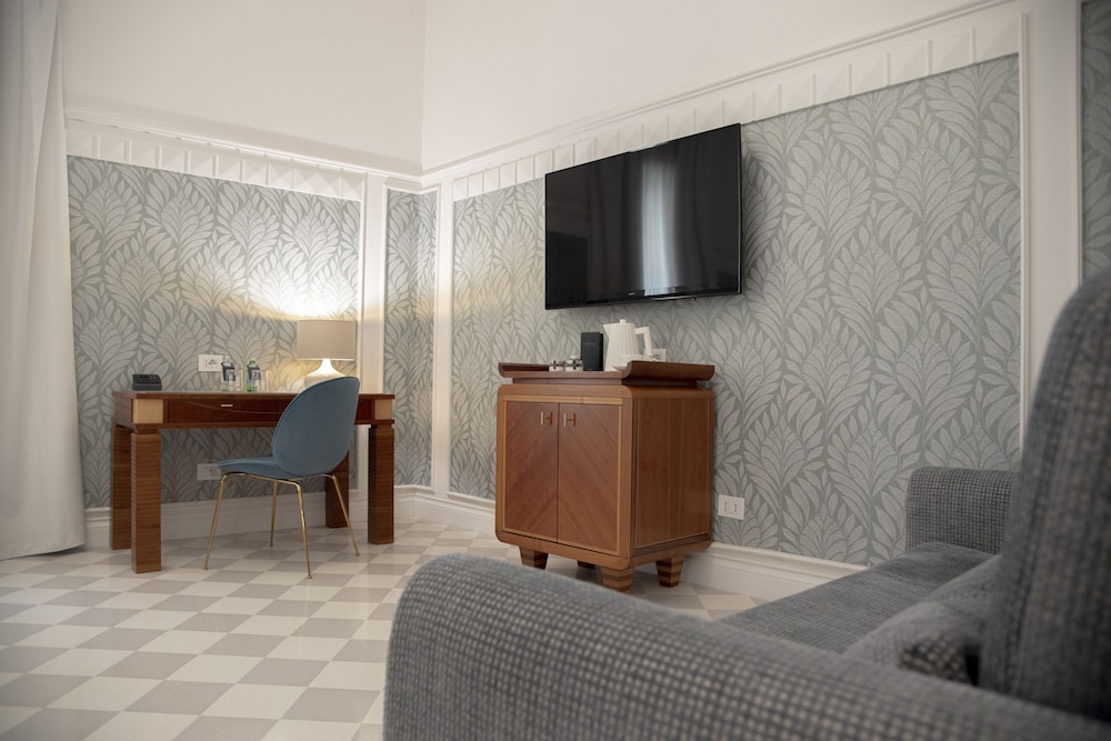 Comfort Room - Photo 3