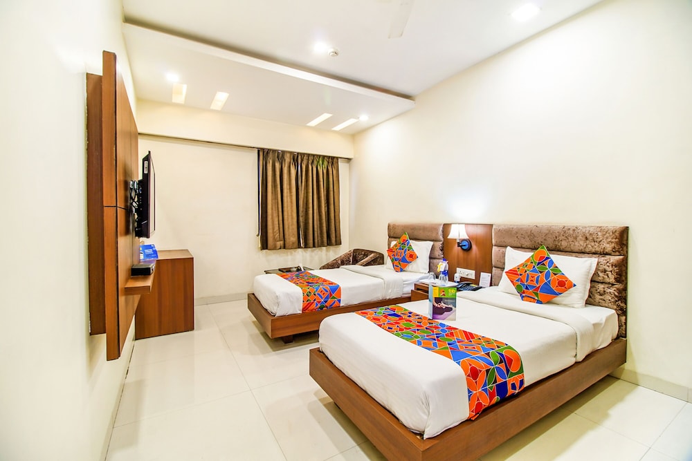 Deluxe Room - Photo 1