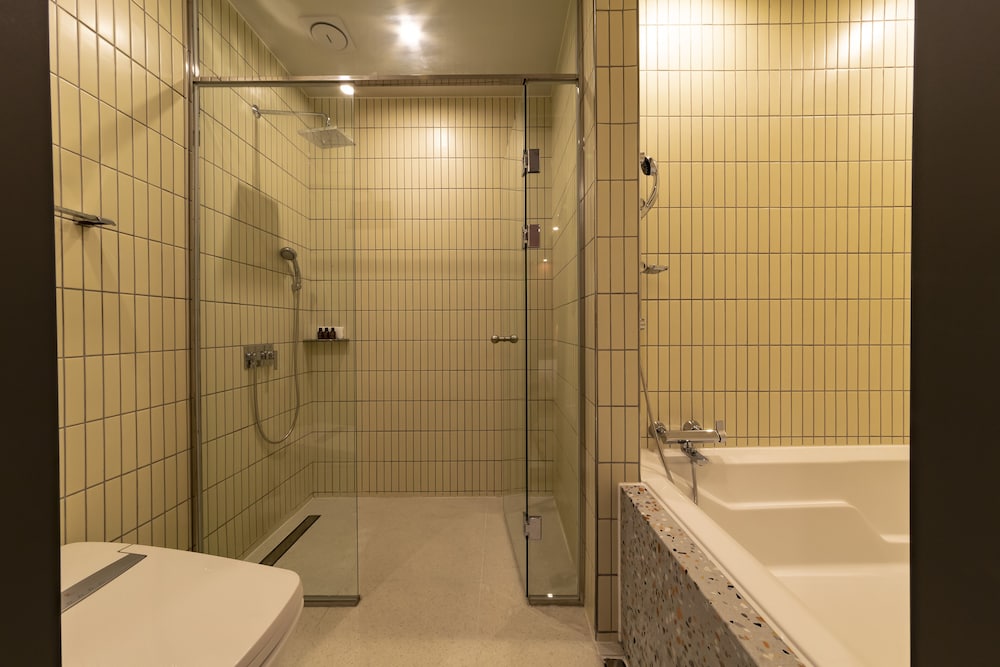 Superior Twin Room (Free Swimming Pool) photo 2