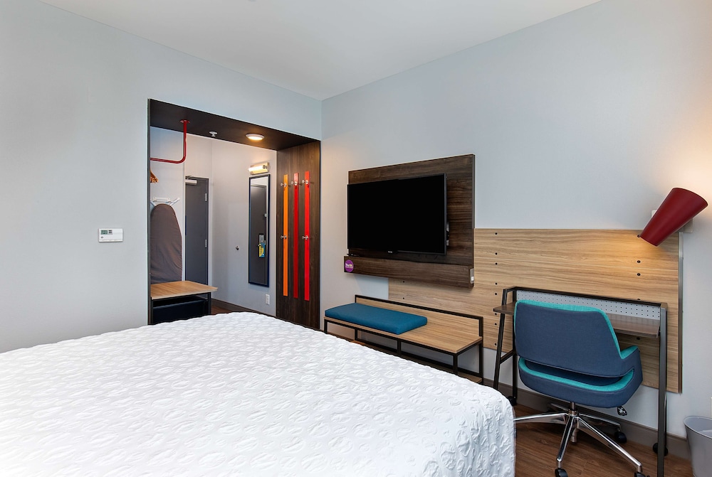 Room, 1 King Bed - Photo 1