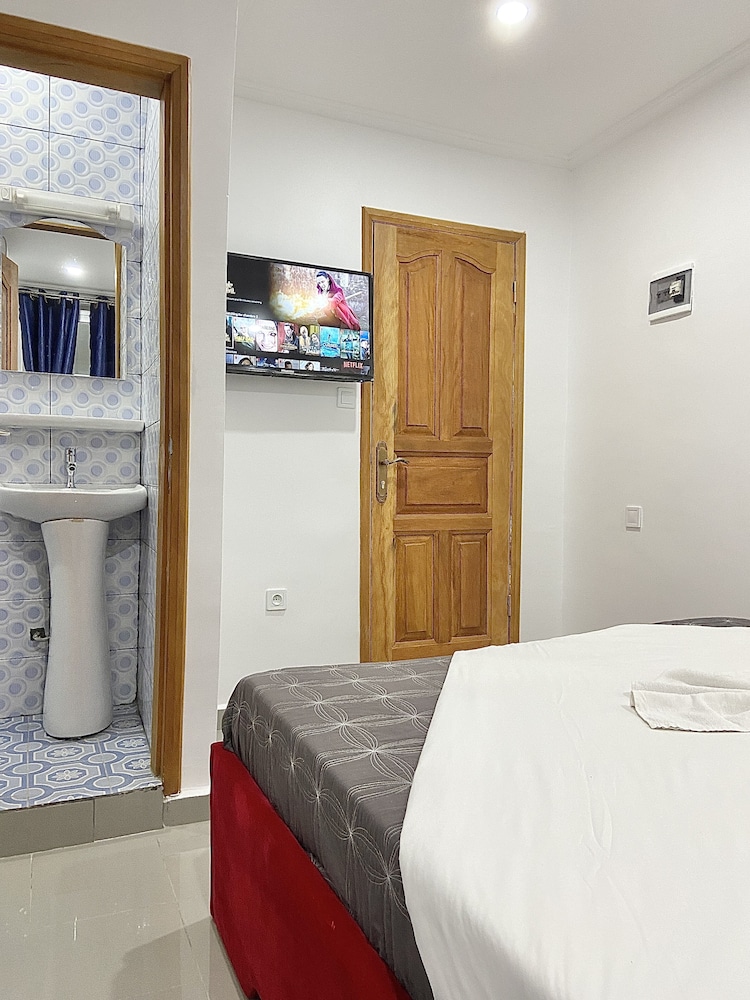 Basic Double Room, 1 Double Bed photo 3