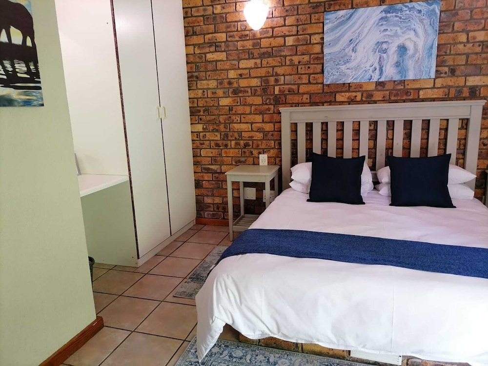 Standard Double Room, 1 Double Bed photo 2