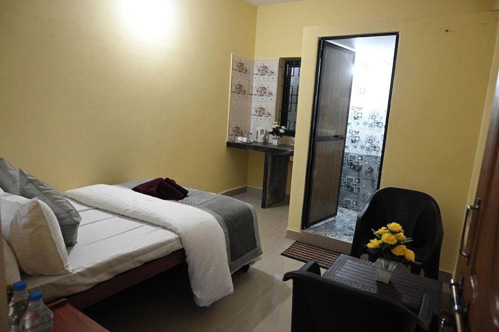 Economy Double Room photo 1