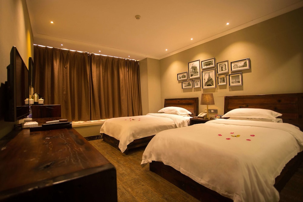 Superior Twin Room photo 2
