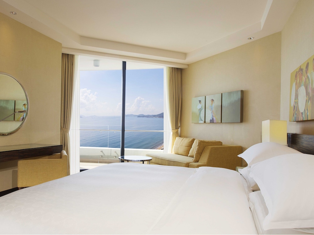 Room, 1 King Bed, Ocean View - Photo 7