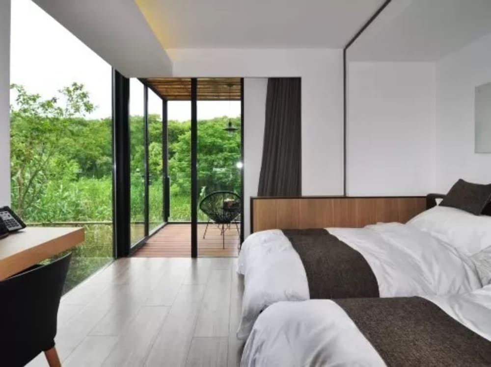Signature Cabin