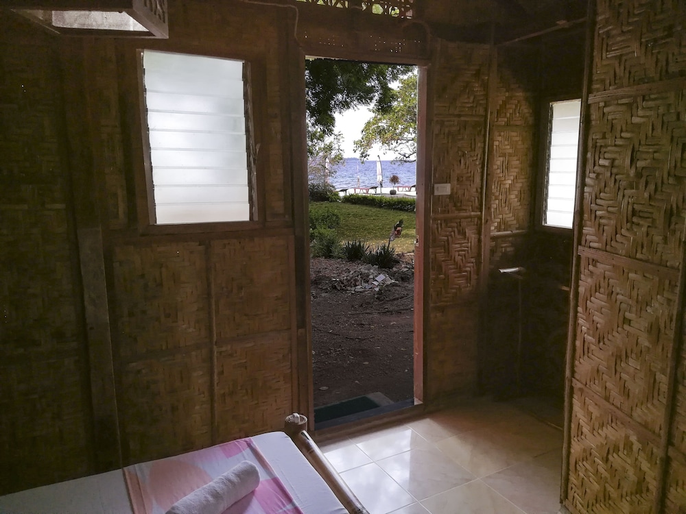 Traditional Cottage, 1 Queen Bed, Sea View