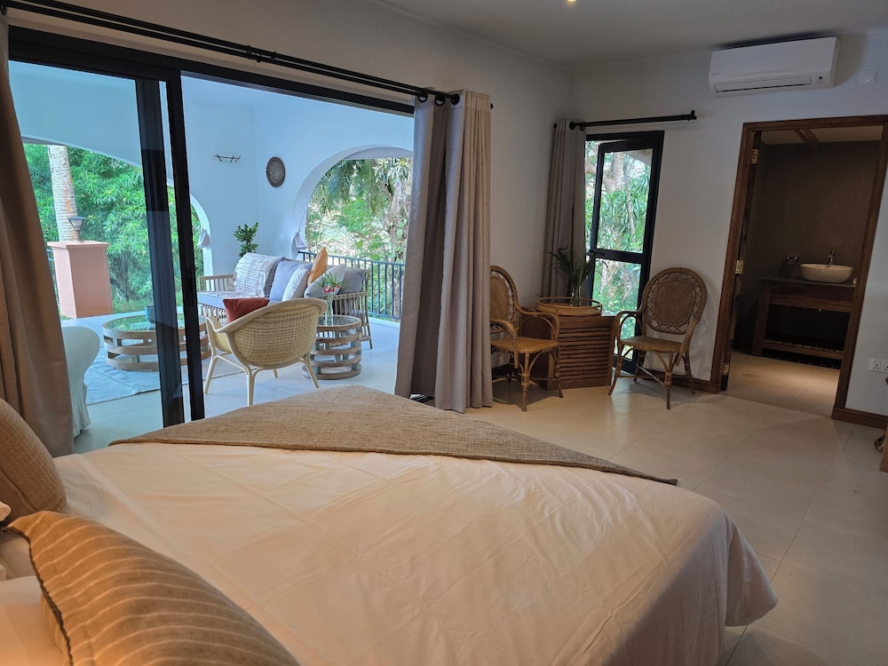 Deluxe Double Room, Garden View