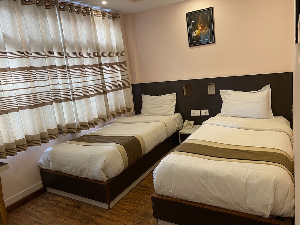 Deluxe Twin Room, 2 Twin Beds photo 3