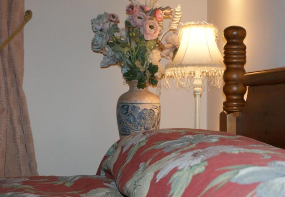 Economy Double Room photo 1