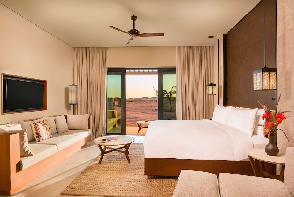 Villa, 1 King Bed (Pool) - Photo 6