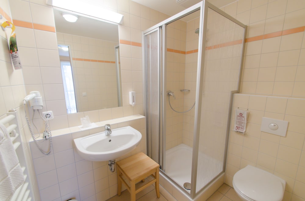Family Triple Room photo 3