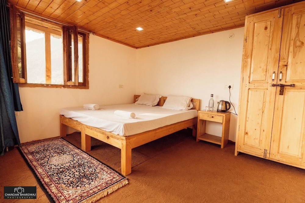 Deluxe Double or Twin Room, 1 Double Bed, Mountain View