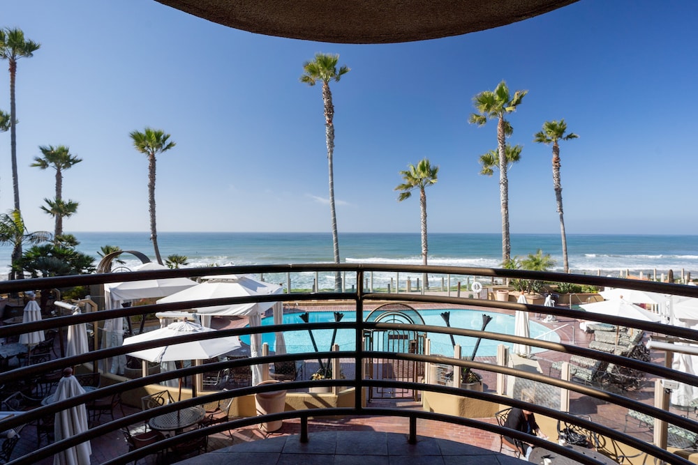Suite (Pacific Sunset) - Photo 2