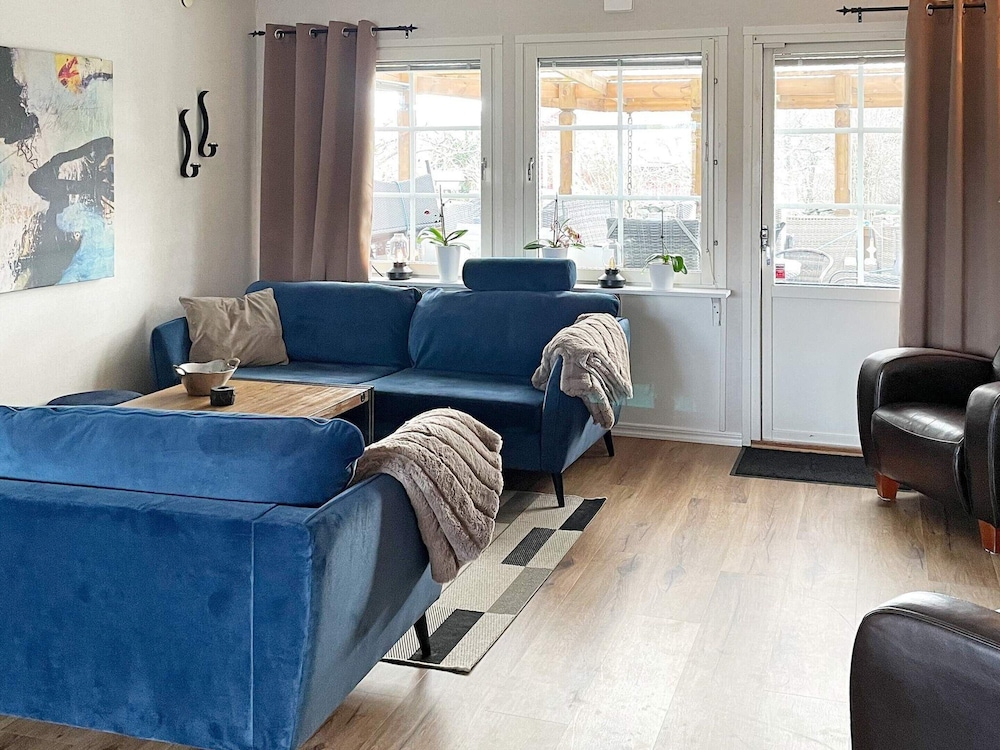 House photo 2