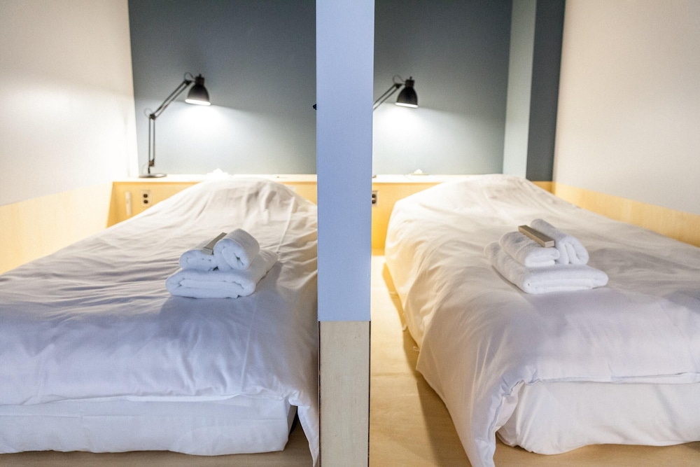 Shared Dormitory, Men only photo 1