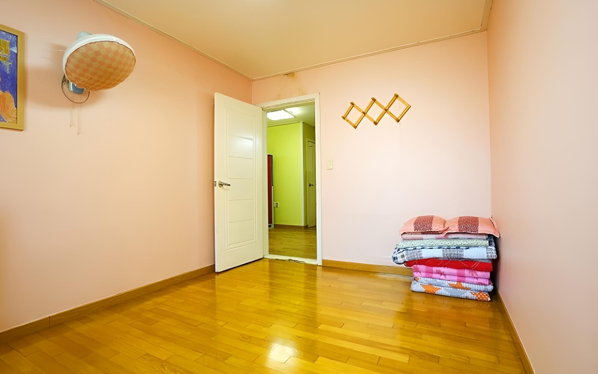 Room (Valley Sound (1F))