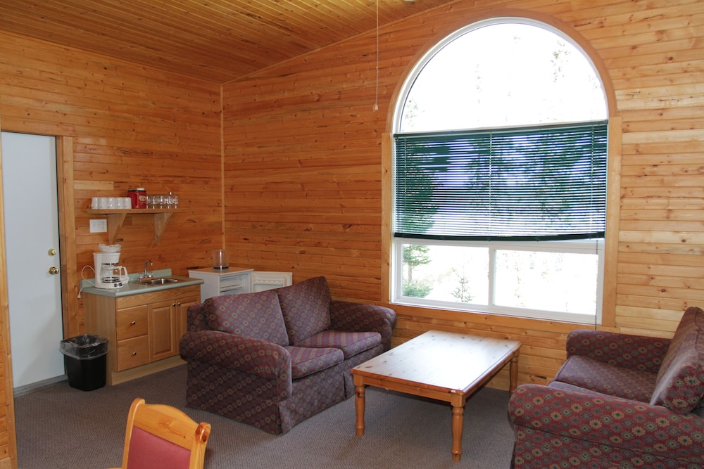 Deluxe Cabin, 4 Bedrooms, Lake View (Cabin 9) photo 1