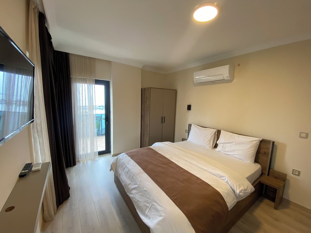 Deluxe Room, Balcony, Sea View