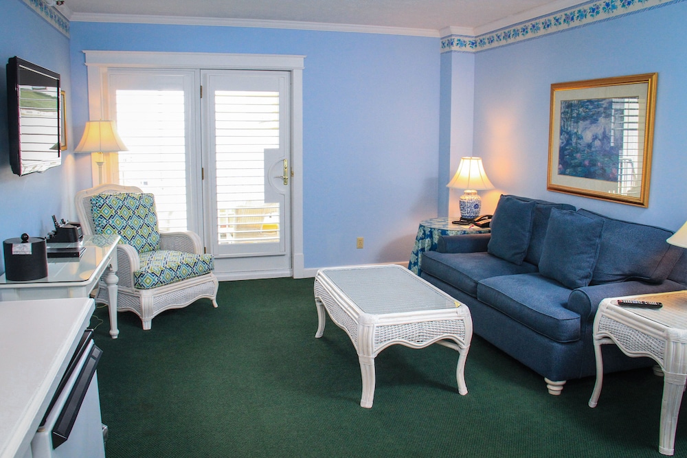Luxury Room, 2 Queen Beds, Balcony photo 2