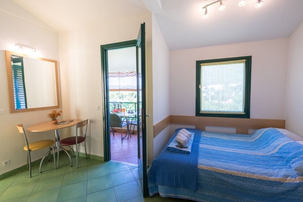Apartment (Magic - 150 m from beach - A5(2+2))