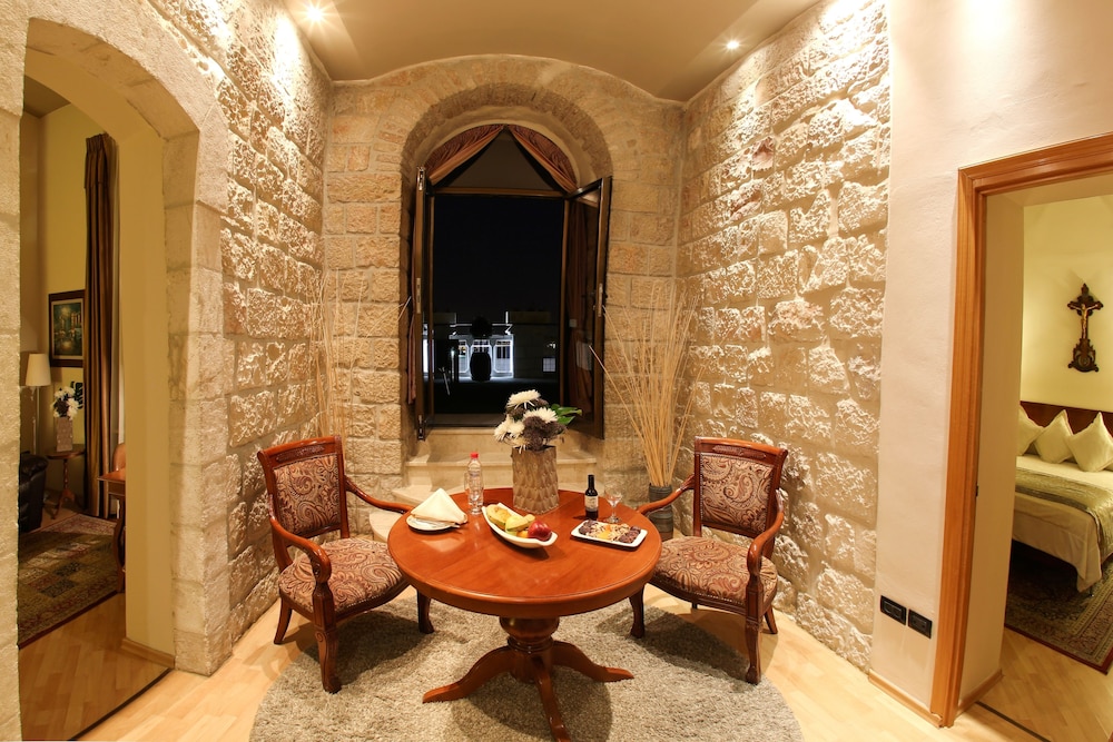 Superior Suite photo 2