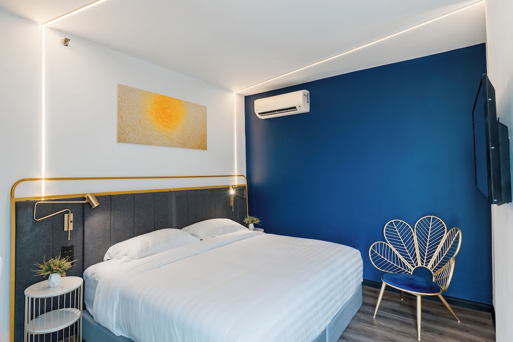 Comfort Room - Photo 3