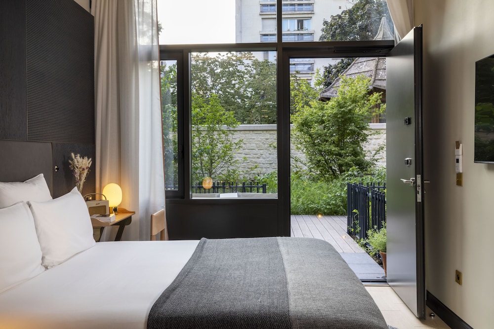 Double Room with Spa Bath Access 1 hour photo 3