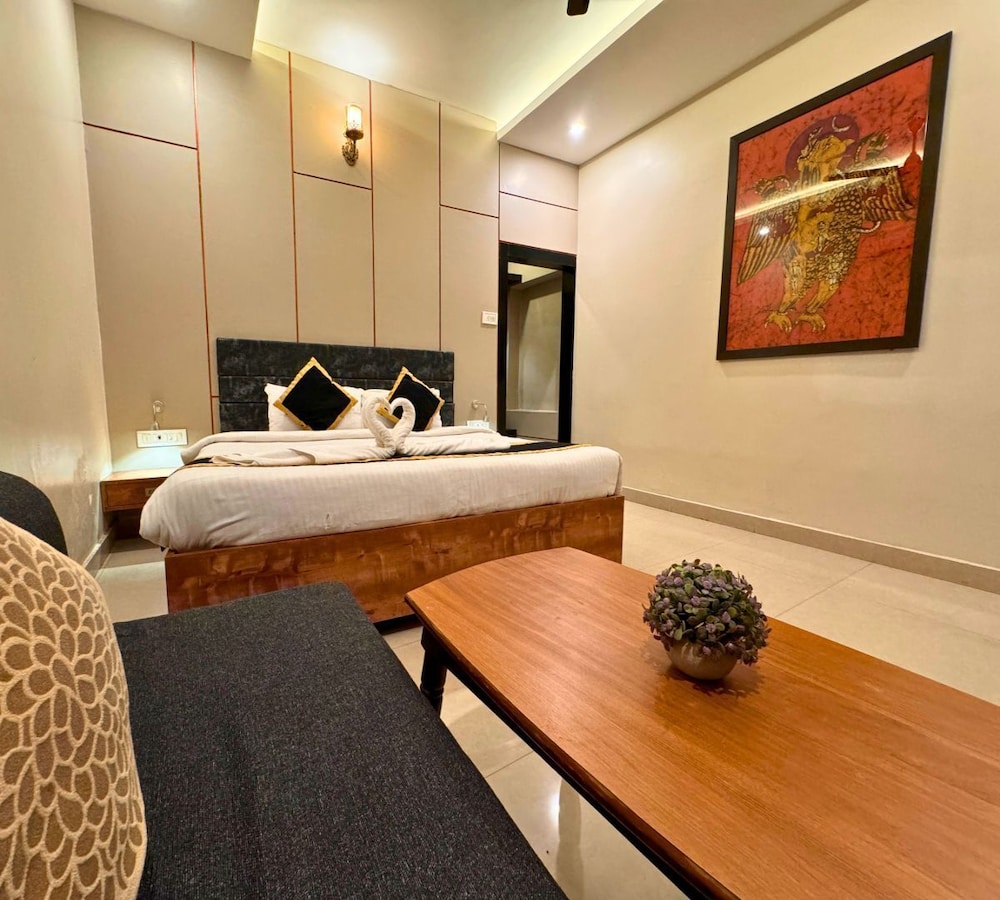 Premium Room - Photo 11